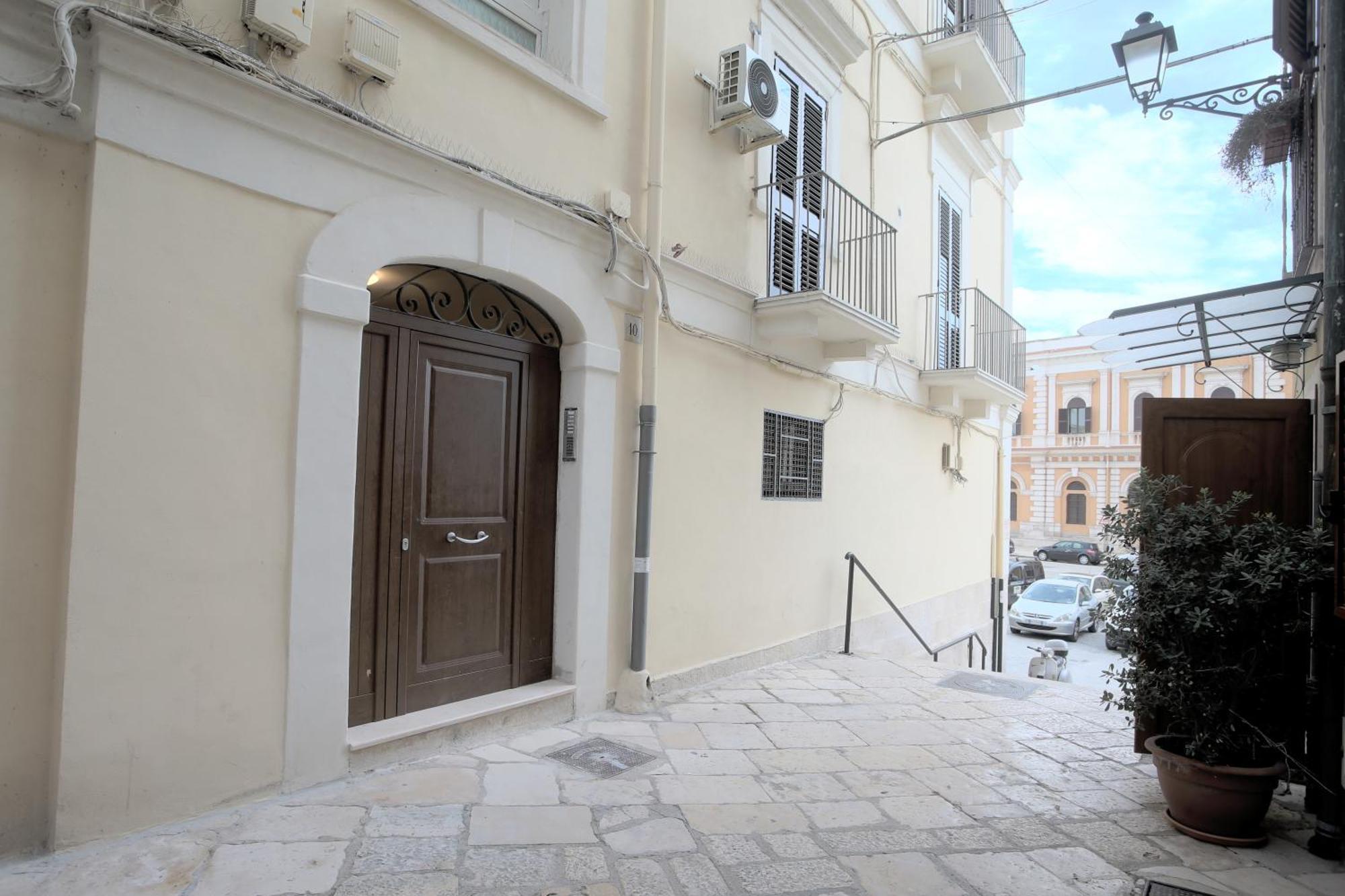 Le Residenze Del Capitano Hotel Bari Ngoại thất bức ảnh