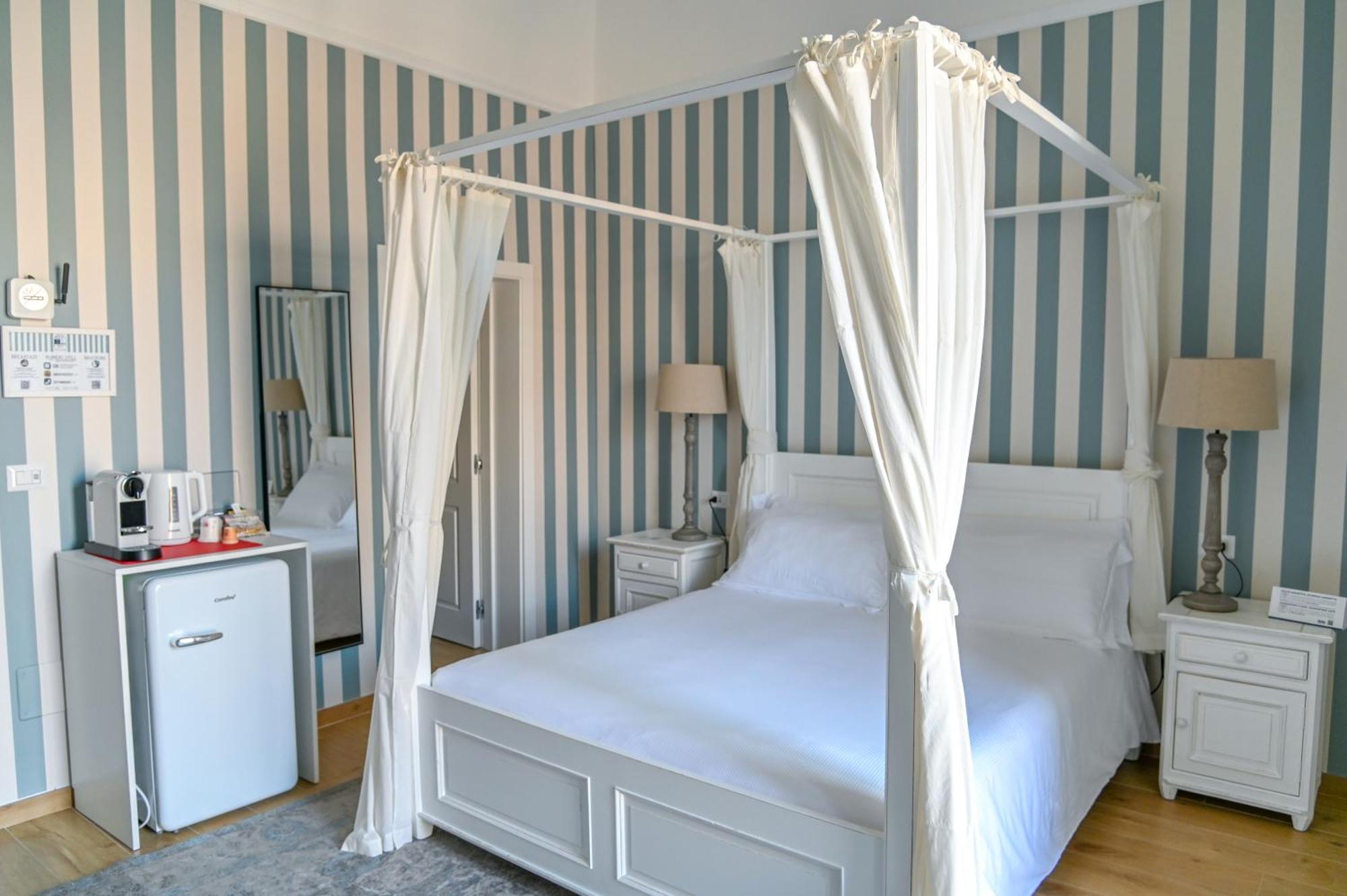 Le Residenze Del Capitano Hotel Bari Ngoại thất bức ảnh