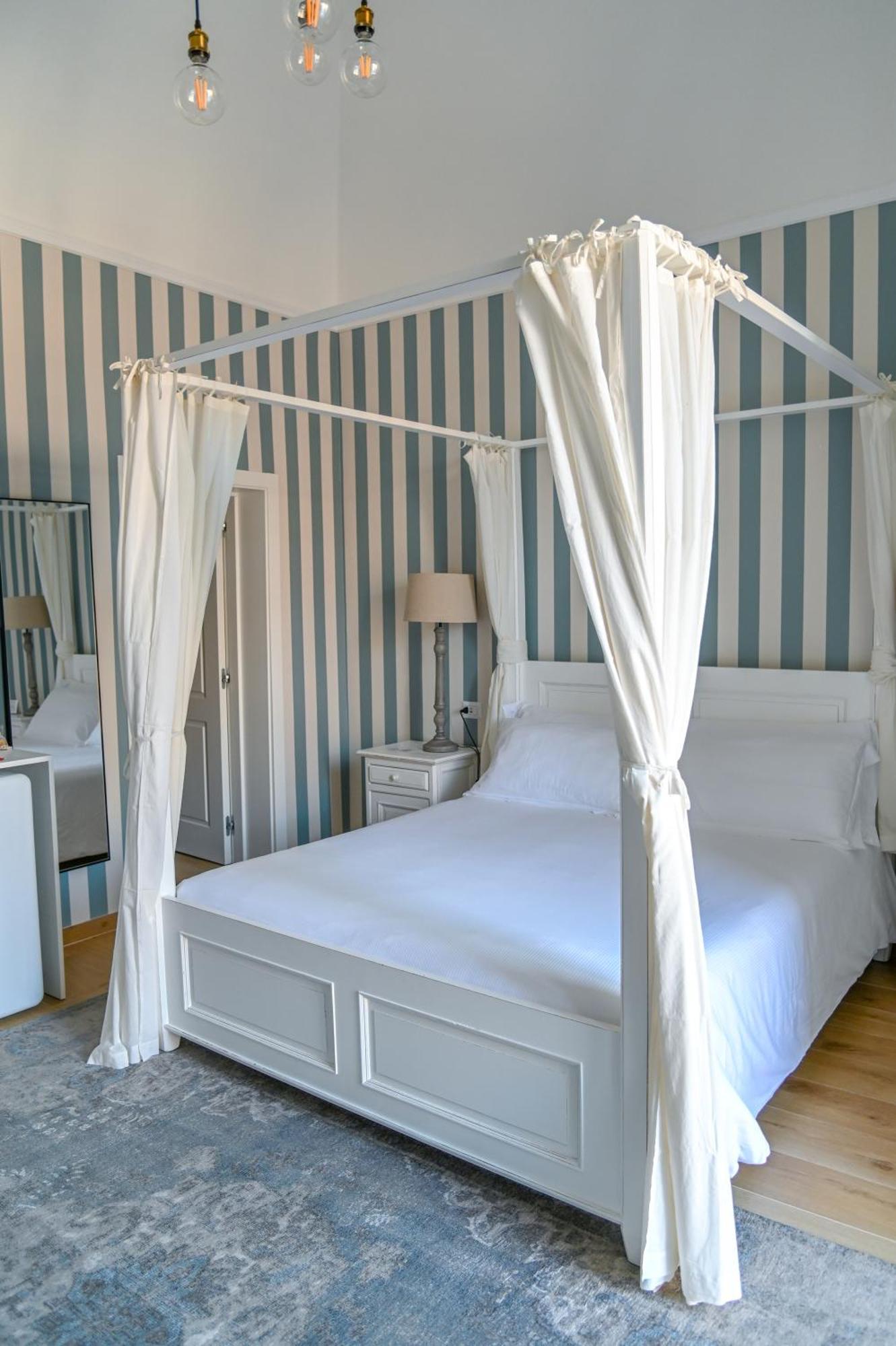 Le Residenze Del Capitano Hotel Bari Ngoại thất bức ảnh